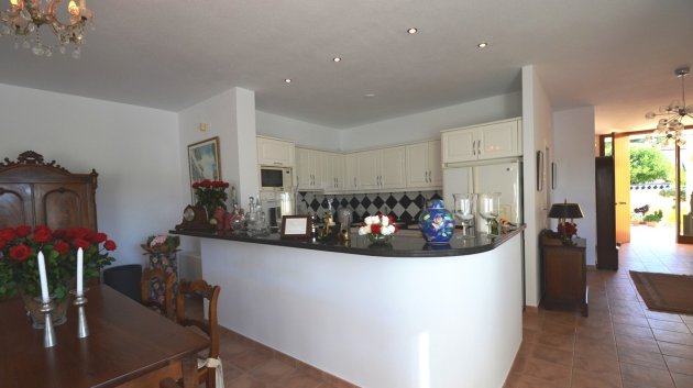 Resale - Villa -
Altea