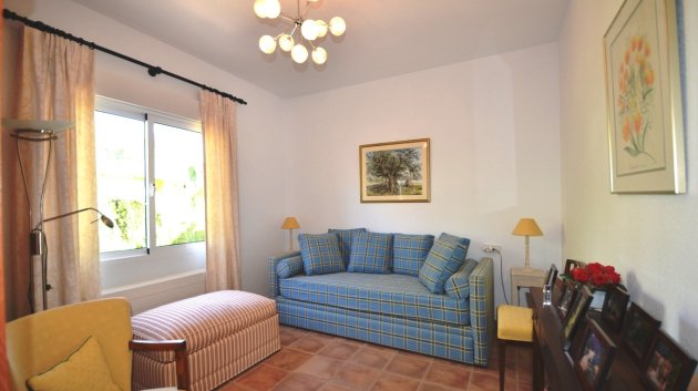 Resale - Villa -
Altea