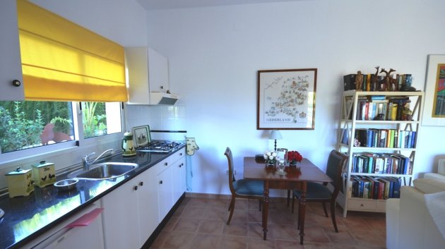 Resale - Villa -
Altea
