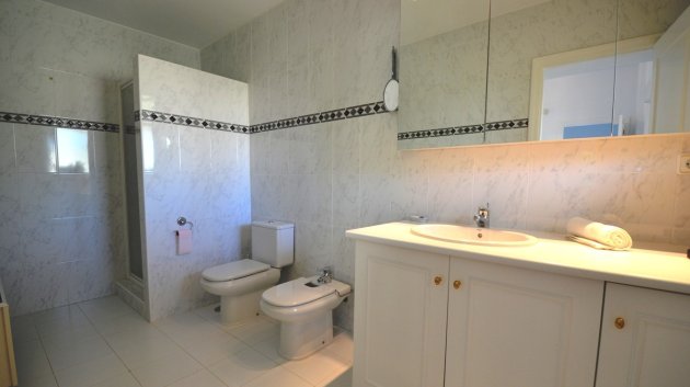 Resale - Villa -
Altea