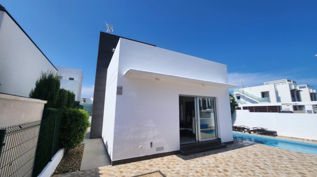 Reventa - Chalets -
Ciudad Quesada