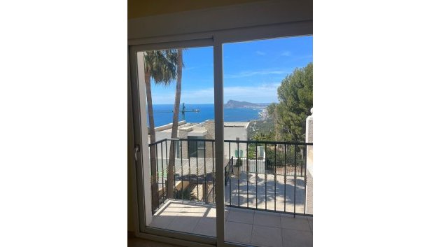 Obra nueva - Chalets -
Altea