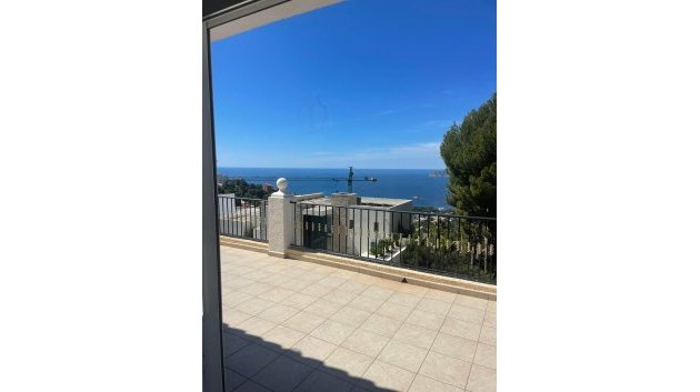 Obra nueva - Chalets -
Altea