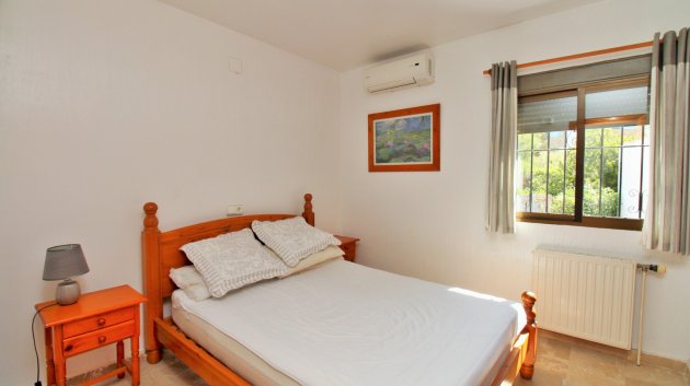 Revente - Villa -
Villamartín