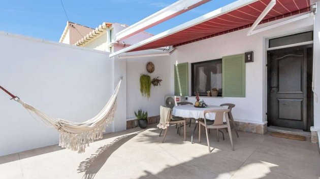 Resale - Villa -
Torrevieja - Torreta Florida