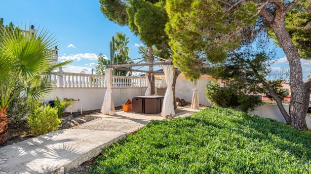Resale - Villa -
Ciudad Quesada - Central Quesada