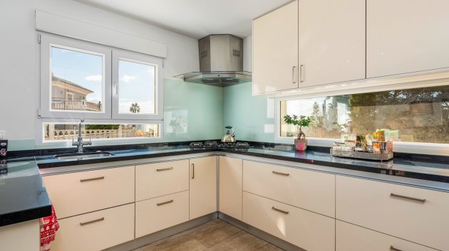 Resale - Villa -
Ciudad Quesada - Central Quesada