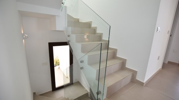 Resale - Villa -
Benijofar