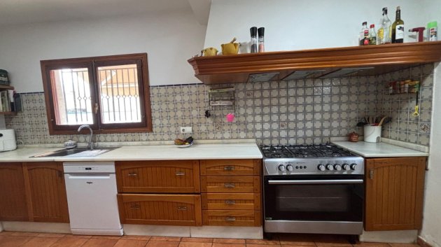 Resale - Villa -
Santa Pola