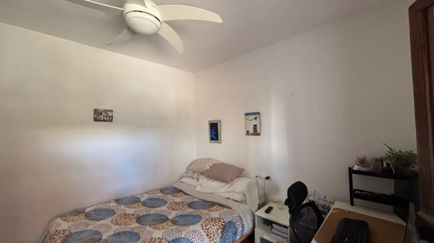 Resale - Villa -
Santa Pola