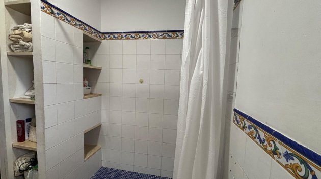 Resale - Villa -
Santa Pola