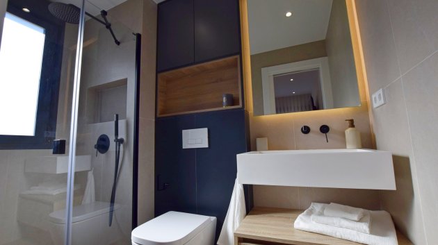 Obra nueva - Apartamentos -
Los Guardianes