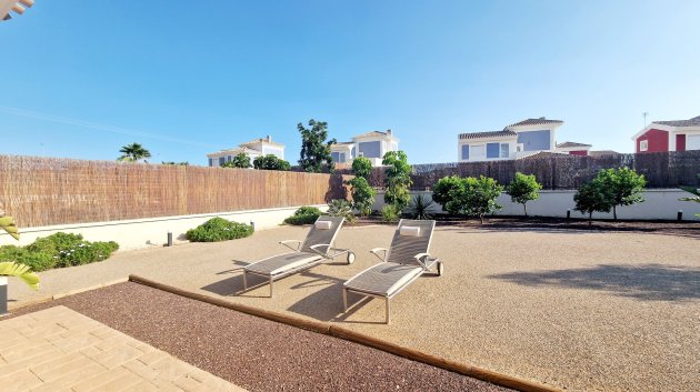 Nouvelle construction - Villa -
Purias