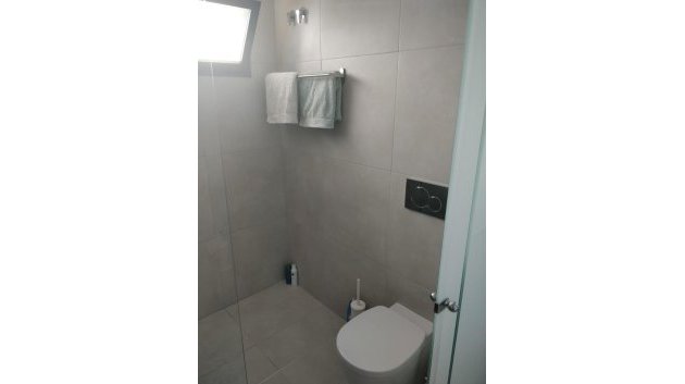 Reventa - Apartamentos -
El Raso