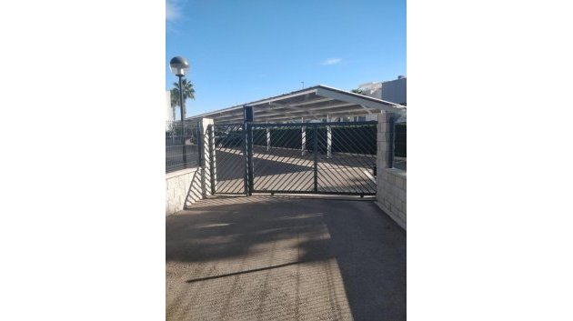 Reventa - Apartamentos -
El Raso