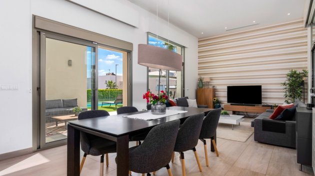 Reventa - Chalets -
Ciudad Quesada - Rojales