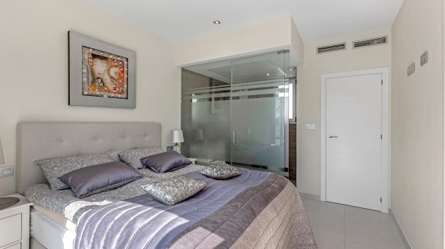 Reventa - Chalets -
Ciudad Quesada - Rojales