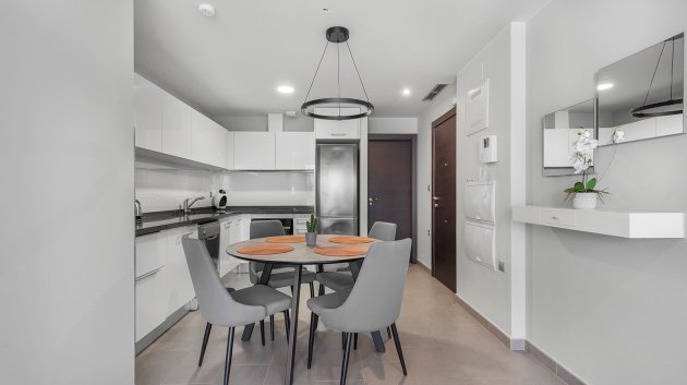 Reventa - Apartamentos -
La Mata - Playa
