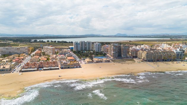 Reventa - Apartamentos -
La Mata - Playa