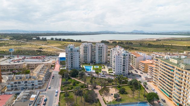 Reventa - Apartamentos -
La Mata - Playa