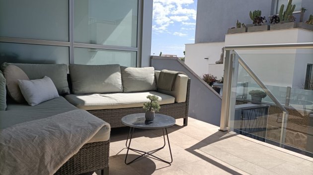 Reventa - Chalets -
Orihuela Costa - Punta Prima