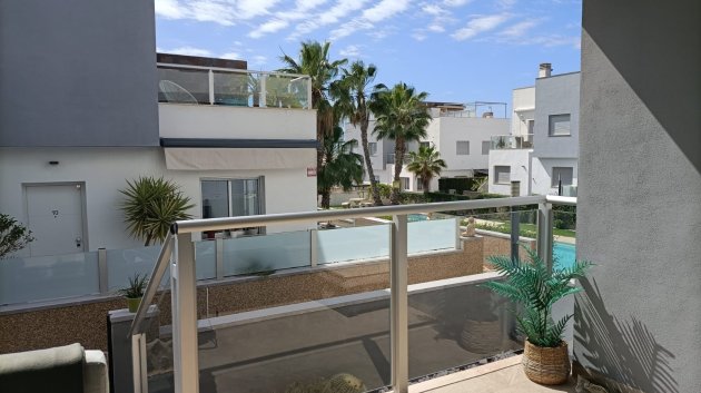 Reventa - Chalets -
Orihuela Costa - Punta Prima