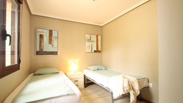 Reventa - Chalets -
Torrevieja - Los Balcones