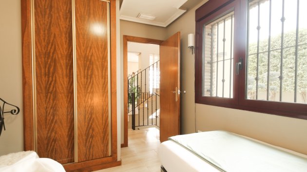 Reventa - Chalets -
Torrevieja - Los Balcones