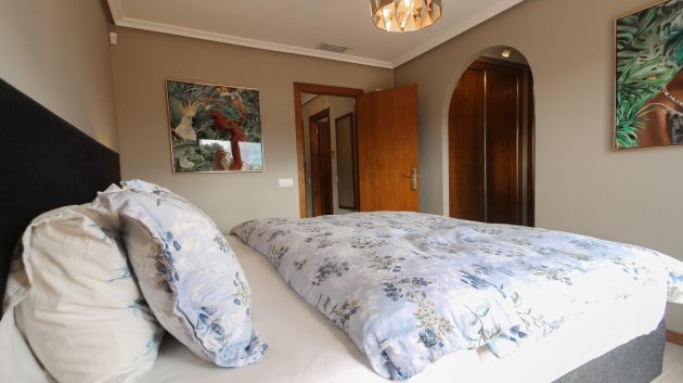 Reventa - Chalets -
Torrevieja - Los Balcones
