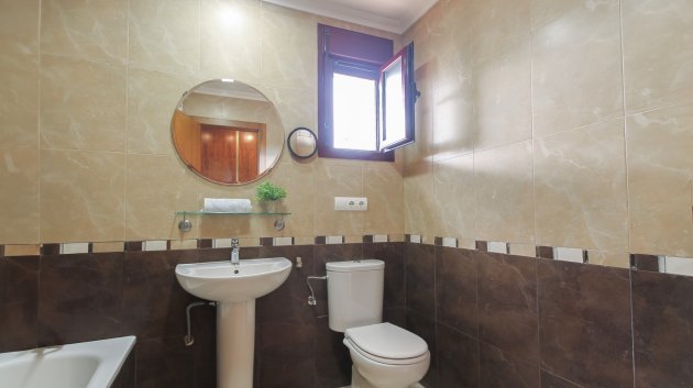 Reventa - Chalets -
Torrevieja - Los Balcones