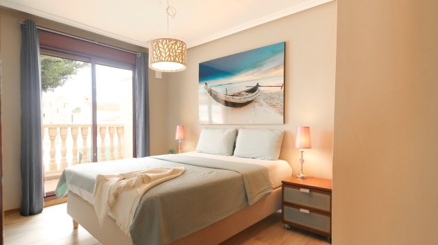Reventa - Chalets -
Torrevieja - Los Balcones