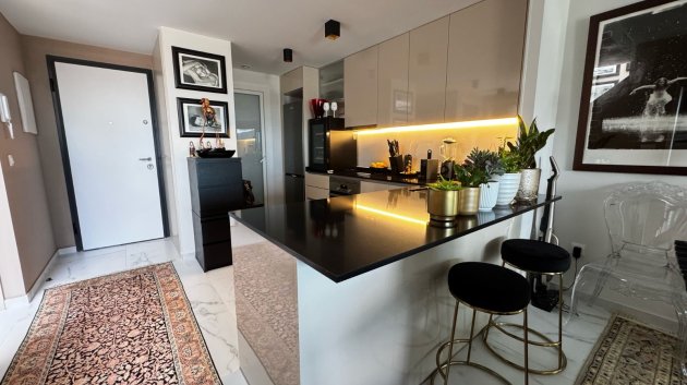 Reventa - Apartamentos -
Orihuela Costa - Playa Flamenca