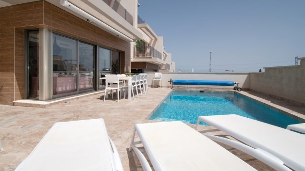 Reventa - Chalets -
Orihuela Costa - Villamartín