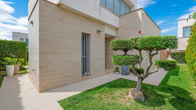 Reventa - Chalets -
Orihuela Costa - Vistabella