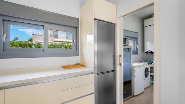 Reventa - Chalets -
Orihuela Costa - Vistabella