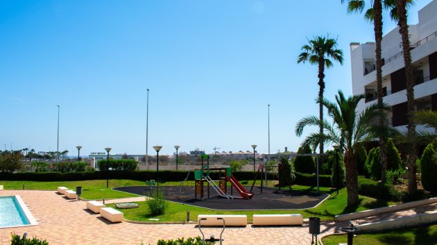 Reventa - Apartamentos -
Orihuela Costa - Cabo Roig