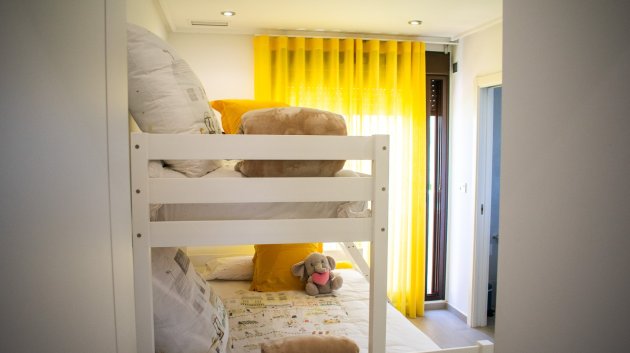 Reventa - Chalets -
Pilar de la Horadada - Torre de la Horadada
