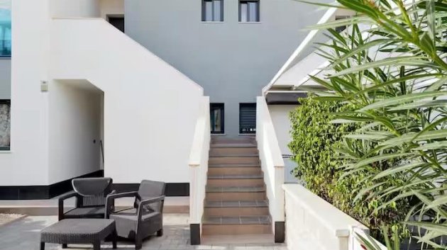 Reventa - Chalets -
Torrevieja - Punta Prima