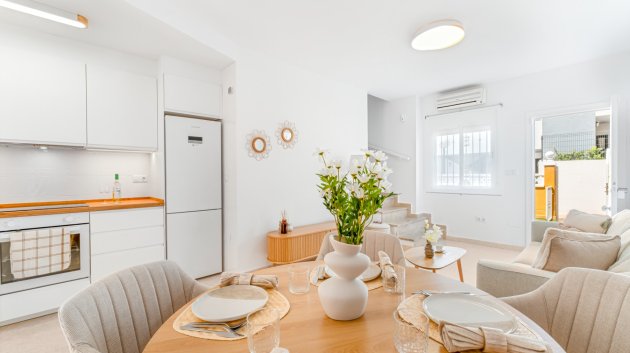 Reventa - Chalets -
Orihuela Costa - Villamartín