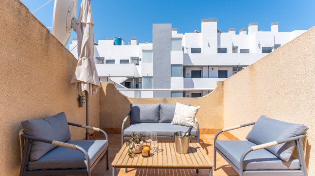 Reventa - Chalets -
Orihuela Costa - Villamartín