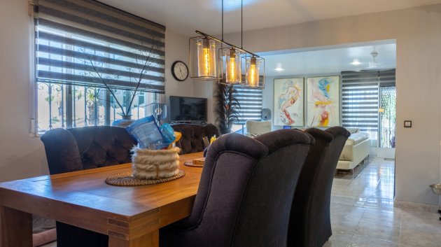 Revente - Villa -
Benijofar