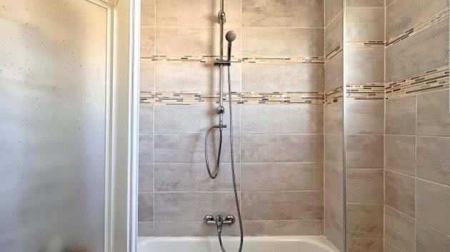 Resale - Villa -
Orihuela Costa - La Zenia