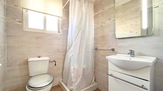 Resale - Villa -
Orihuela Costa - La Zenia