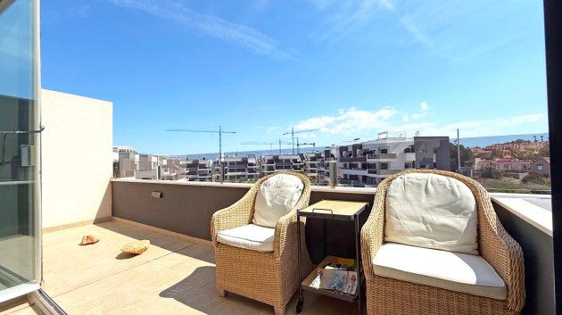 Reventa - Apartamentos -
Orihuela Costa - Los Altos