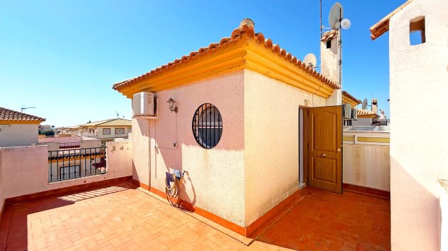 Reventa - Chalets -
Orihuela Costa - Playa Flamenca