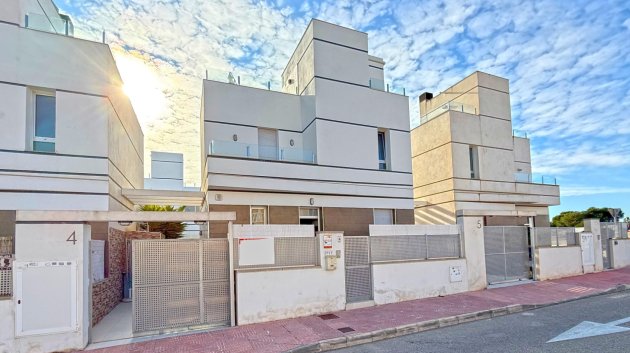 Reventa - Chalets -
Rojales - Ciudad Quesada