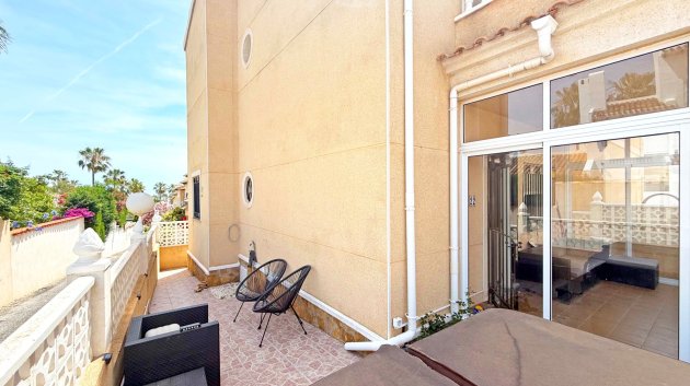 Reventa - Chalets -
Orihuela Costa - Villamartín
