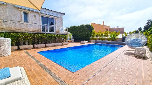 Reventa - Chalets -
Torrevieja - Torrelamata - La Mata