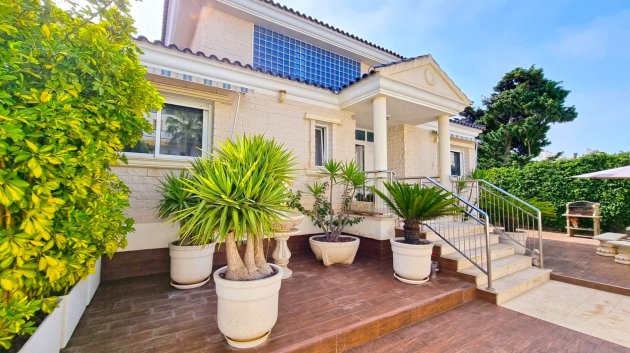Reventa - Chalets -
Torrevieja - Torrelamata - La Mata
