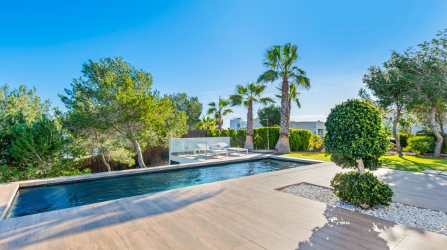 Reventa - Chalets -
Las Colinas Golf Resort - Las Colinas golf